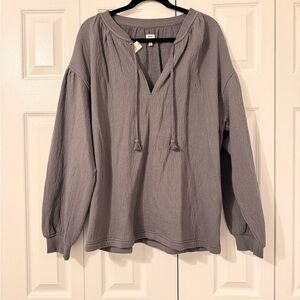 New with tags! Grey Aerie Top